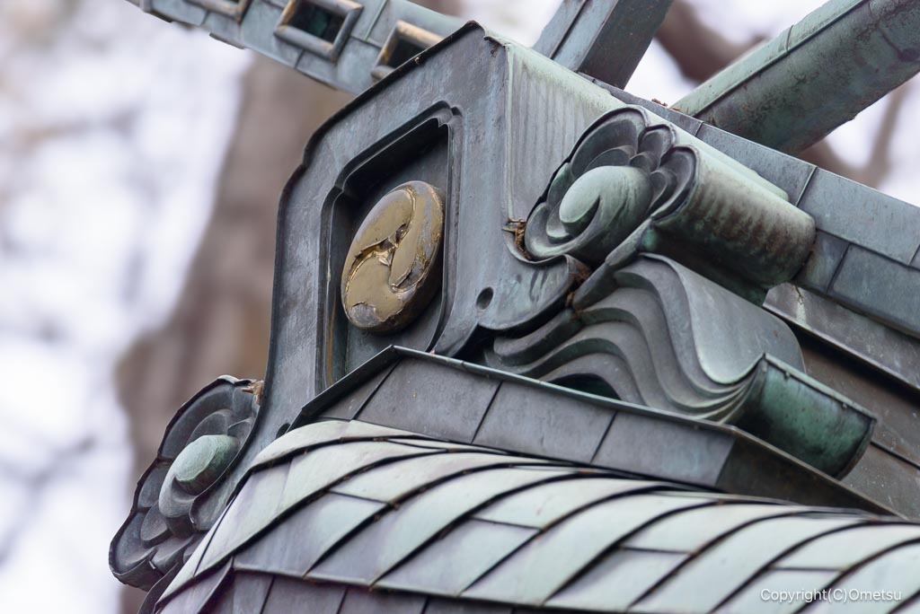 青梅・西国三十三ヶ所・秋葉神社の巴の家紋