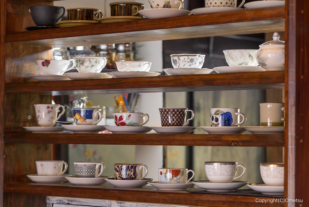 日の出町・古民家カフェJIKKA JIKKAのカップ