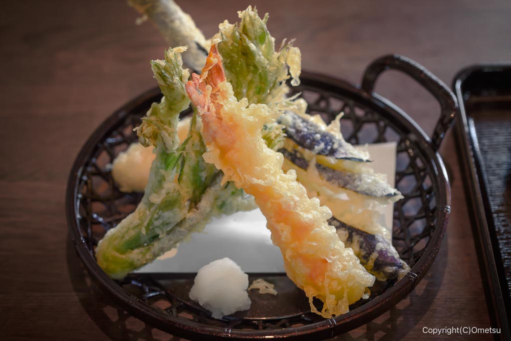 青梅の蕎麦店・八木の、天ぷら