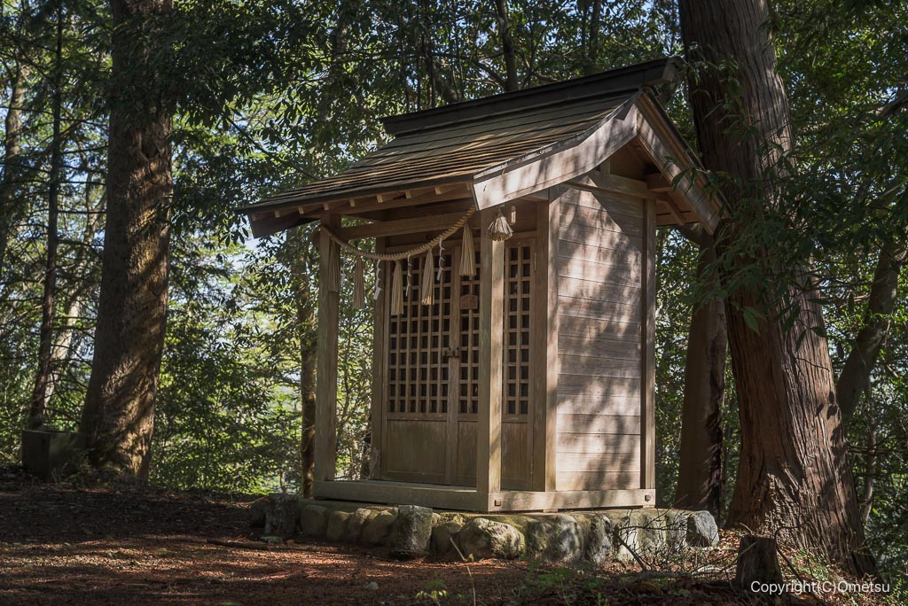 あきる野市・高尾神社奥の院