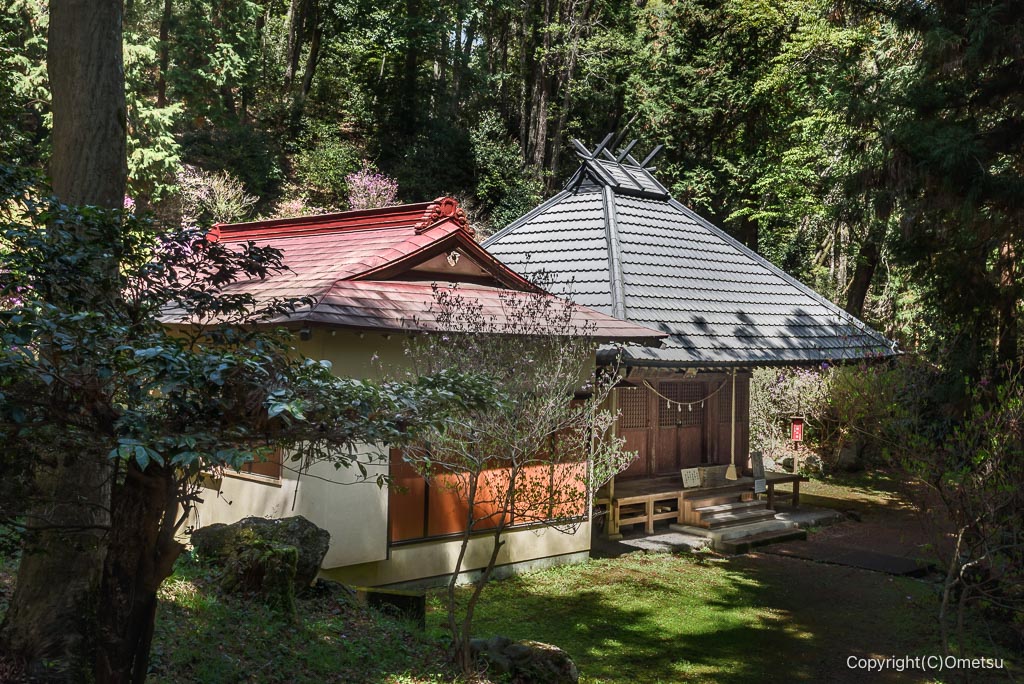 あきる野市・網代弁天山の貴志嶋神社