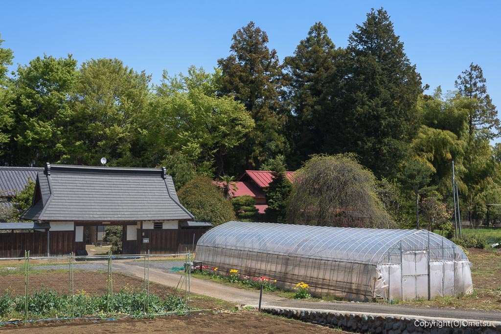 あきる野市・網代弁天山付近の農家