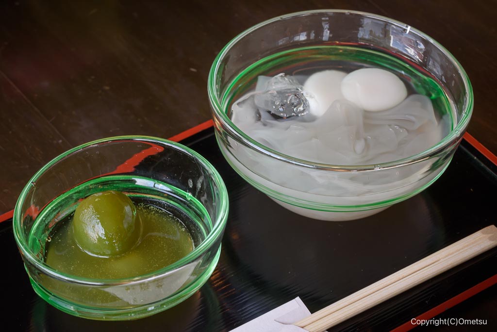 青梅市・紅梅苑の、青梅葛切り