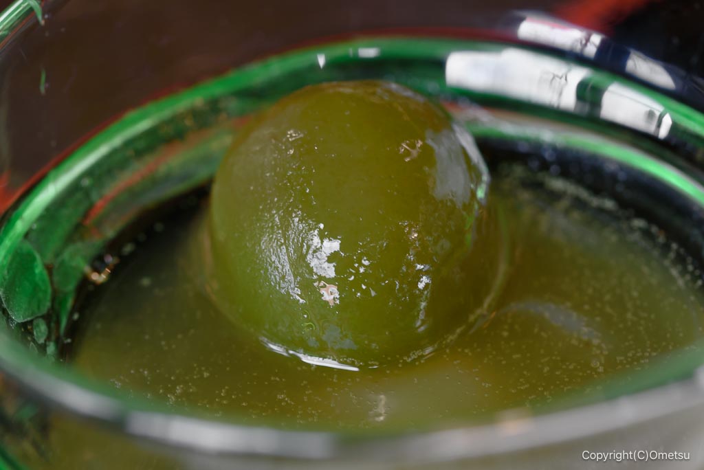 青梅市・紅梅苑の、青梅シロップ