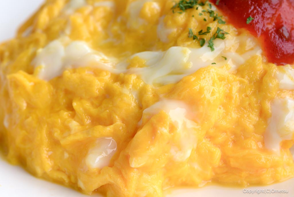 福生カフェテラス・Kの、オムライスの卵