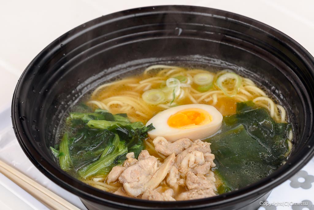 奥多摩町・鳩ノ巣の、おへんなし屋の、べらぼうラーメン