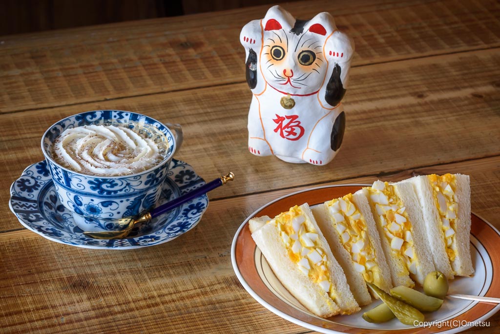 青梅・ナミオ珈琲の、玉子サンドと、カフェニエバ