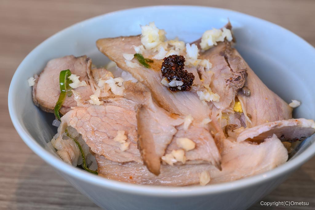 かっちゃんラーメン拝島店の、チャーシュー丼