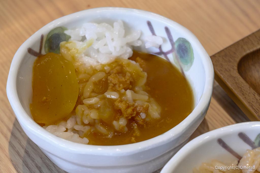 武蔵野うどん小麦晴れ・イオンモール日の出店の、カレー