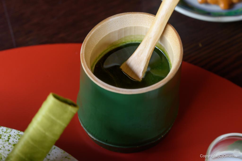 青梅市「marumu武蔵茶寮」の、狭山茶抹茶のかき氷の、抹茶シロップ