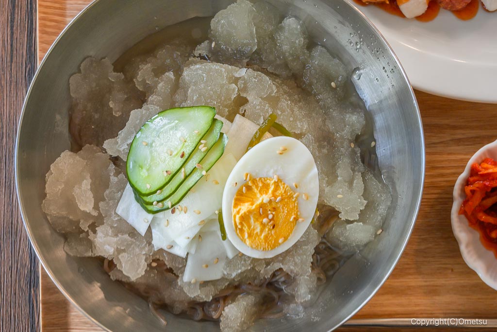 奥多摩フードコート・よんよん食堂の、冷麺