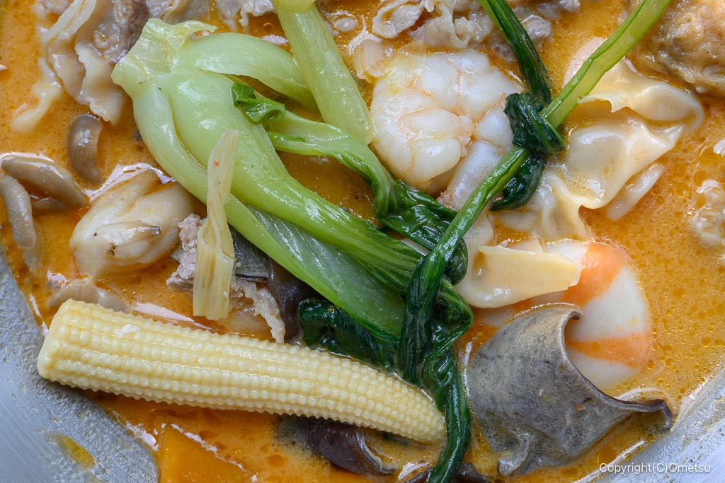 あきる野市の、Veggie Gooの、麻辣湯のチンゲンサイとエビ
