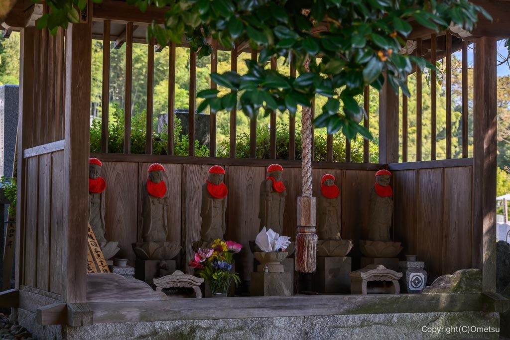 あきる野市・真照寺の地蔵