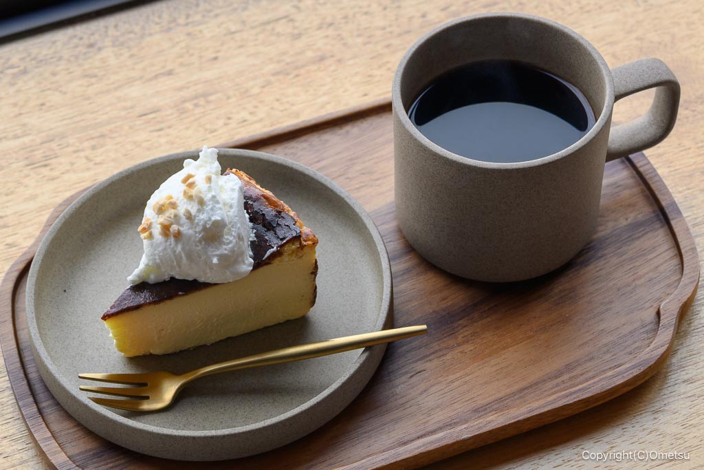 拝島「レコード喫茶ぷらっせ」の、ぷらっせケーキセット
